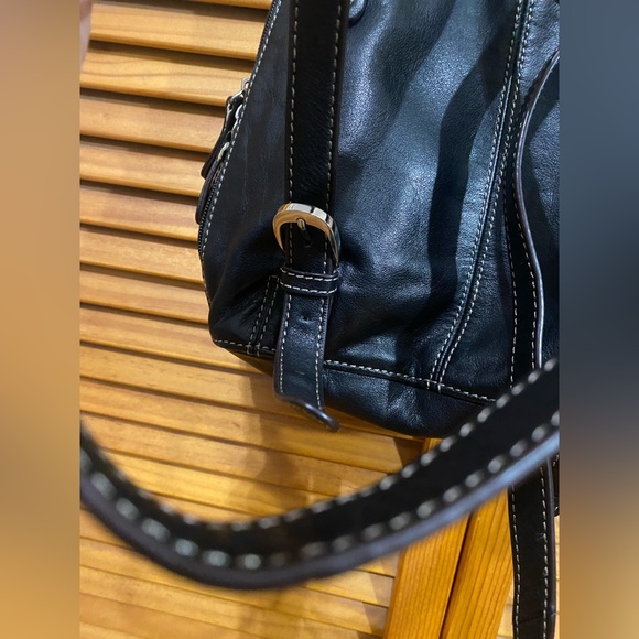 Tignanello Black Leather Backpack - Picture 5 of 9